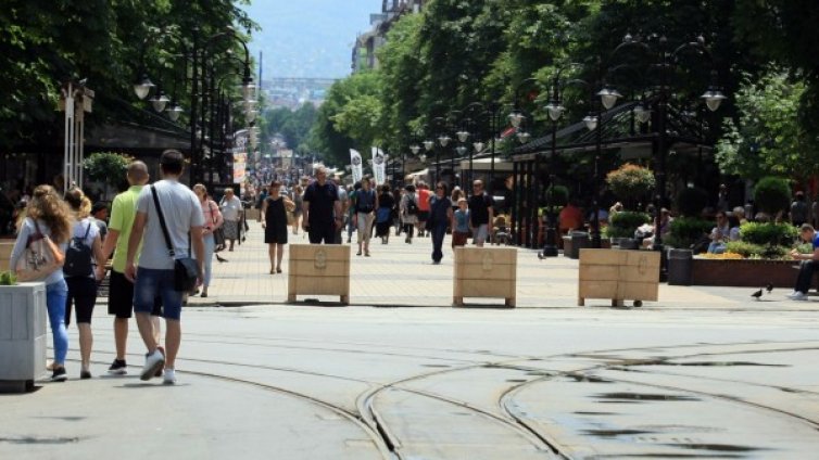 Населението ни е под 7 милиона, но процесът е обратим 