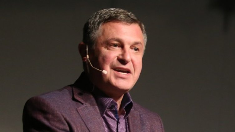 Милен Цветков загина в тежка катастрофа в София