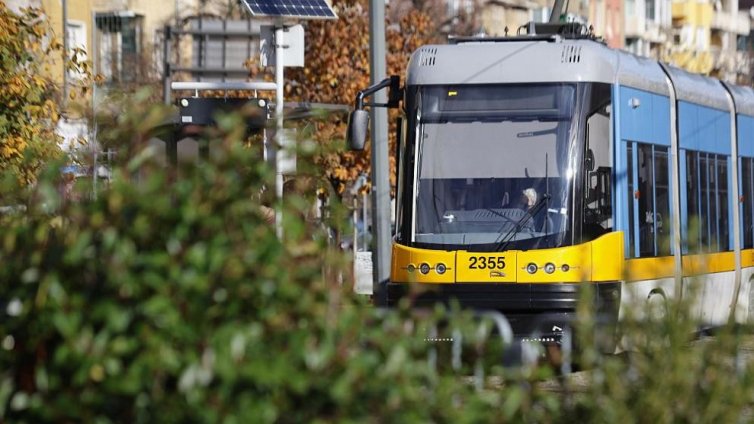 Градският транспорт в София в евро &ndash; ето новите цени за карти и билети 