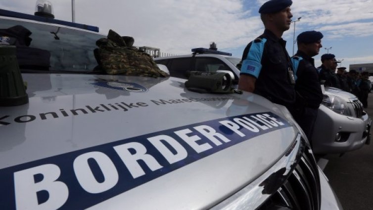 Германия изтегля полицаи от Фронтекс в България