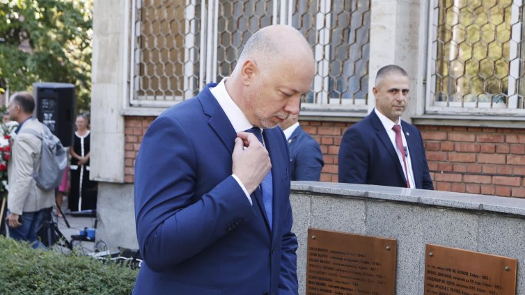 Желязков: Опозицията живее в паралелна вселена