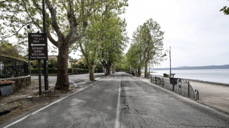 Италия отчете леко покачване на болните от коронавирус