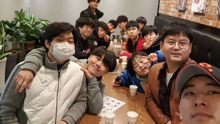 Ким &ndash; южнокореецът, който се грижи за 10 деца, избягали от Северна Корея