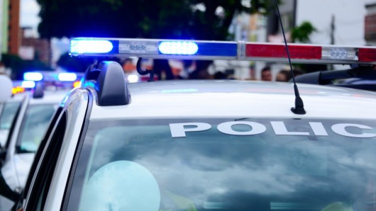 Задържаха шофьор, нападнал с пистолет друг шофьор 