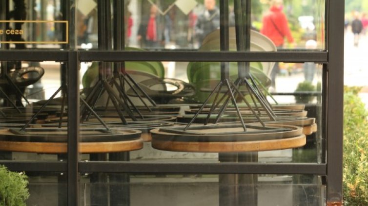 Започват масови проверки в ресторантите и заведенията 