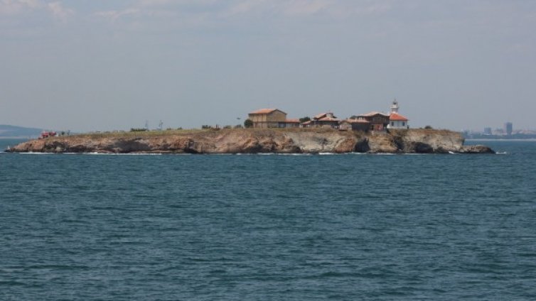  Бургазлии от утре ще могат да посещават о-в "Света Анастасия"