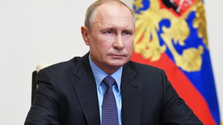 Пандемията - най-голямото предизвикателство пред Путин за 20 г. на власт