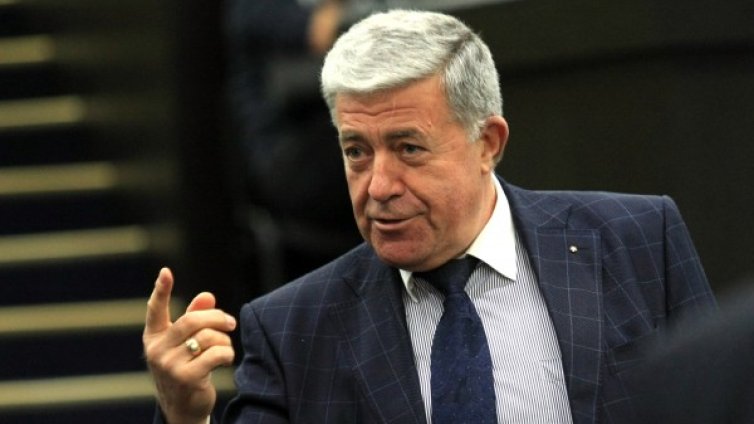 Проф. Генчо Начев предупреди: Отхлабването на мерките е много опасно
