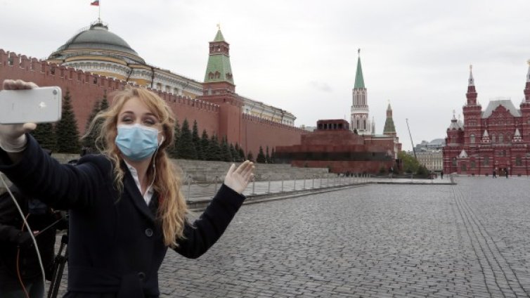 Русия започва с облекчаване на ограниченията от коронавируса