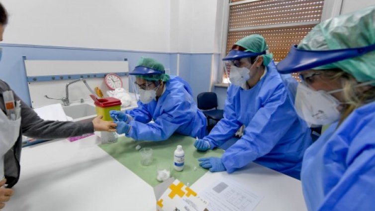 Около 4 250 000 са заразените с коронавирус в светa