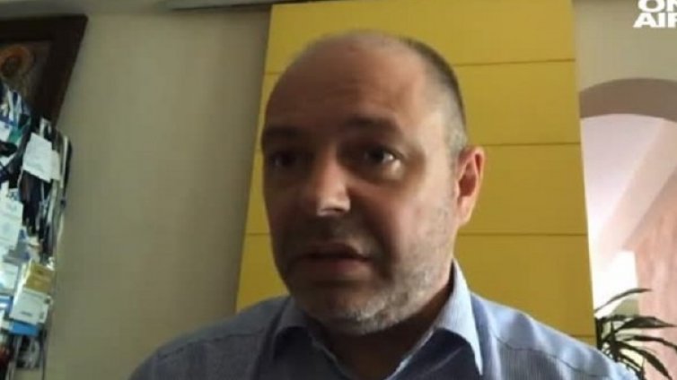 Да не се спазва дистанция е безотговорно, смята проф. Габровски 