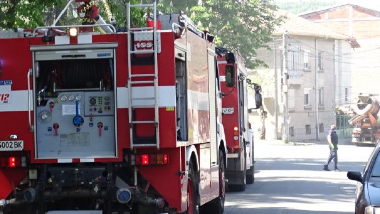 Печка на твърдо гориво уби жена в дома й