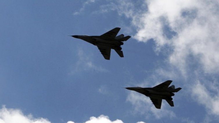 Български, румънски и турски самолети вдигнати заради руски Ту-22