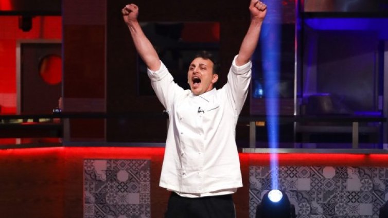 Реджеп стана победител в Hell&rsquo;s Kitchen и грабна 100 000 лв.