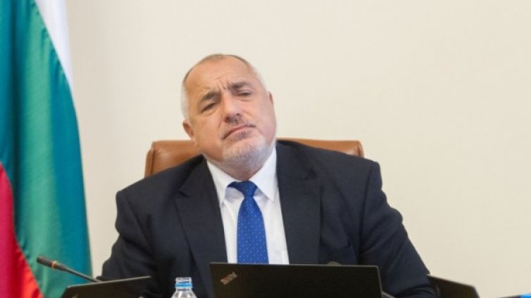 МС даде още пари за пакети с храна за засегнати от епидемията