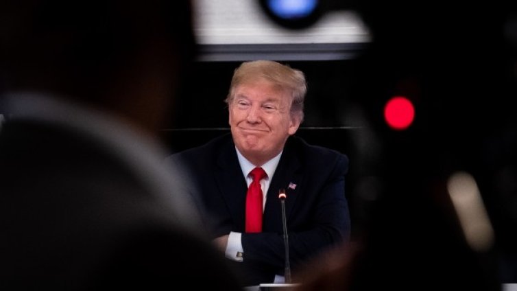 Доналд Тръмп срещу СЗО, Китай и протестиращите пред Белия дом 