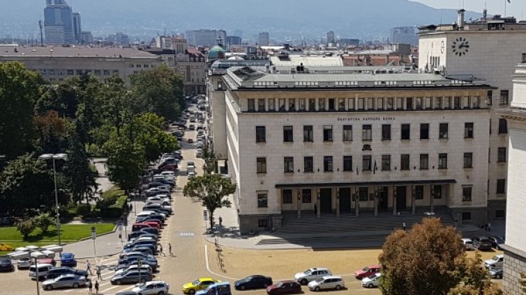 Печалбите на банките паднали с почти 100 млн. лева през април
