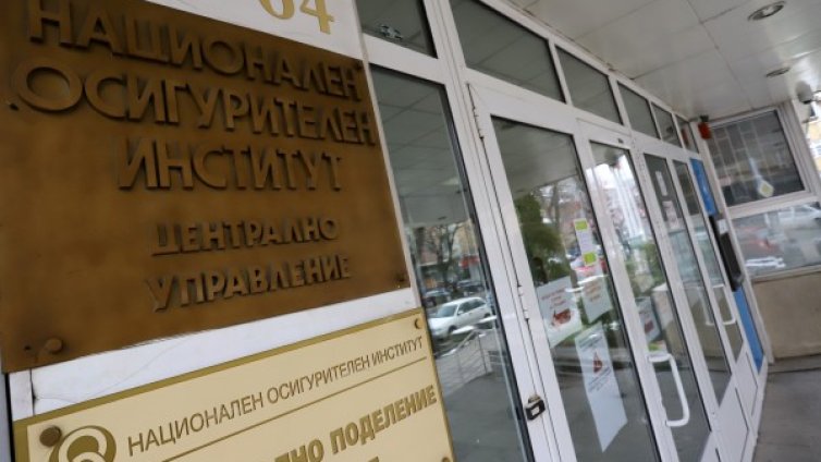 Ядене &ndash; 18 дни, глад 12 дни месечно за 413 000 пенсионери