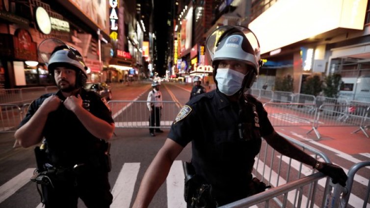 МВнР: Няма пострадали българи в САЩ по време на протестите