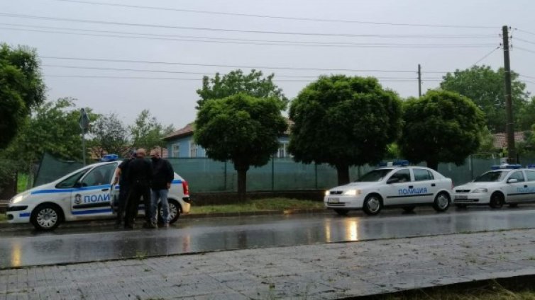 В село Изгрев недоволни от затварянето и карантината