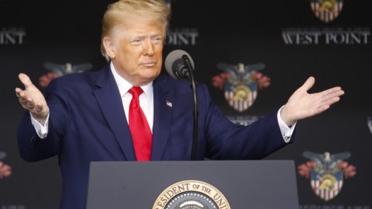 Добре ли е със здравето Тръмп? Експерти подозират, че той има нужда от скенер на мозъка