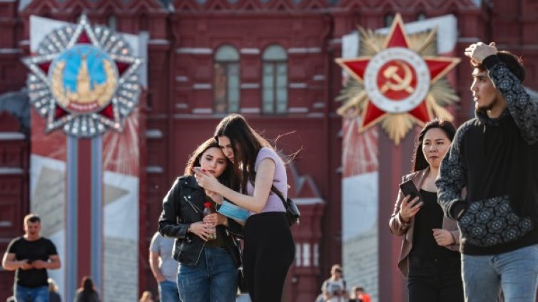 Москва разхлабва противоепидемичните мерки 