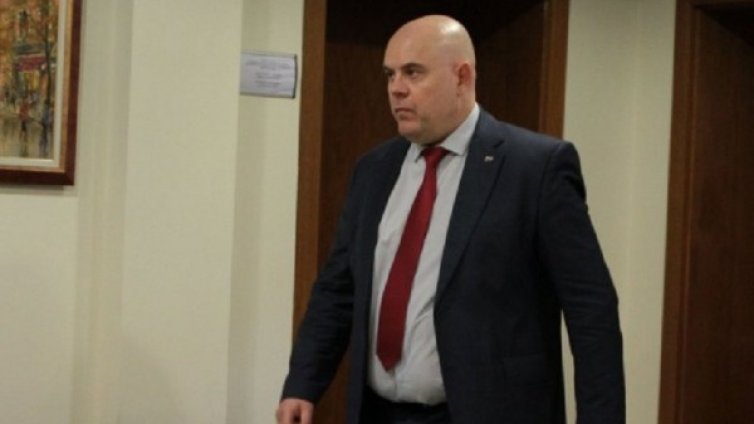 Иван Гешев се отказал от охраната на НСО на 28 април в 17 часа
