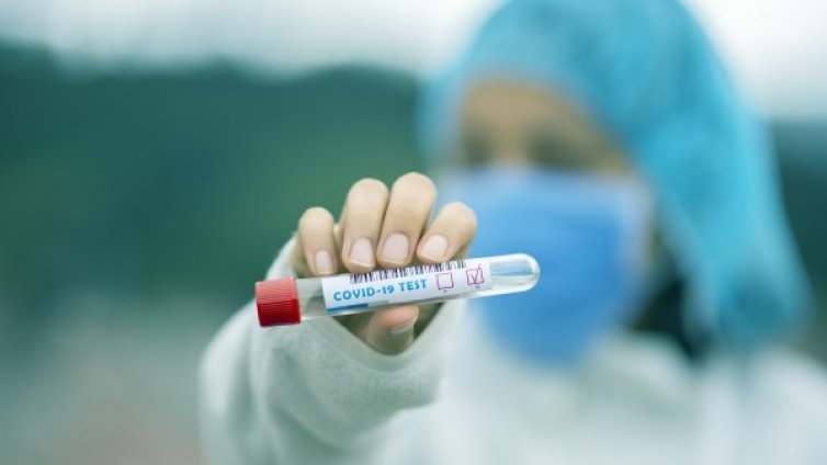 За последното денонощие нови 320 с коронавирус в Румъния 