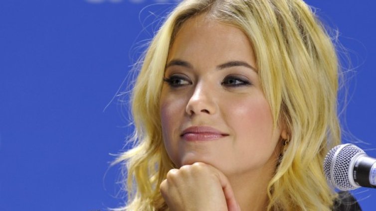 Ашли Бенсън запознала новото гадже с родителите си