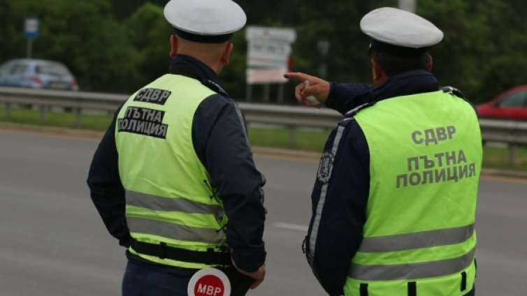 Пътна полиция провежда акция за контрол на мотористите