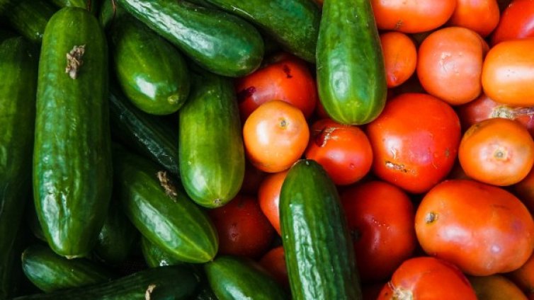 Храни, които предпазват от слънчево изгаряне