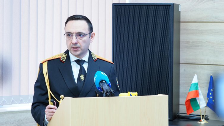 Шефът на пожарната: Огнеборците ще разчитат на 4 хеликоптера през лятото