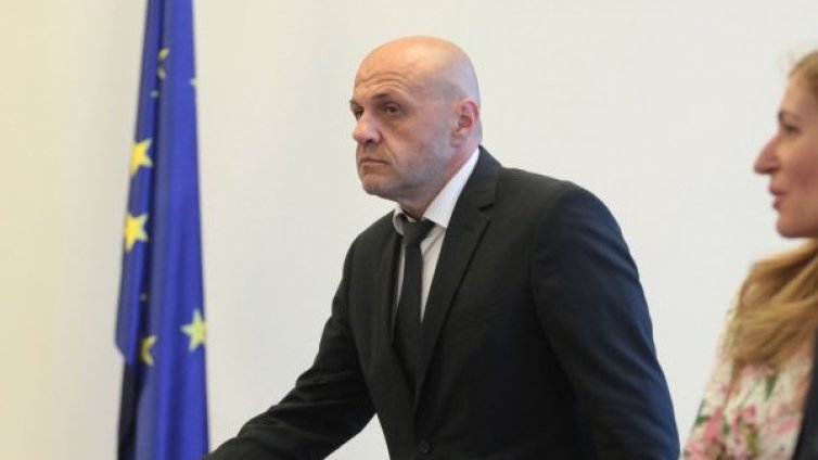 Политическият екстремизъм на Радев - опасен за държавата 