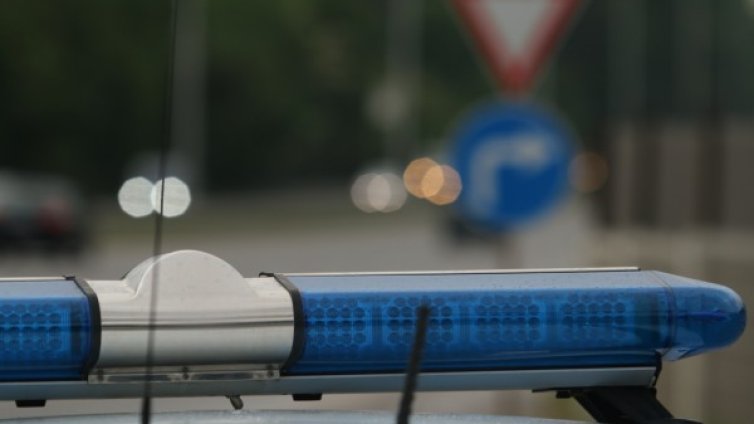 Шофьор профуча със 143 км/час през шуменско село