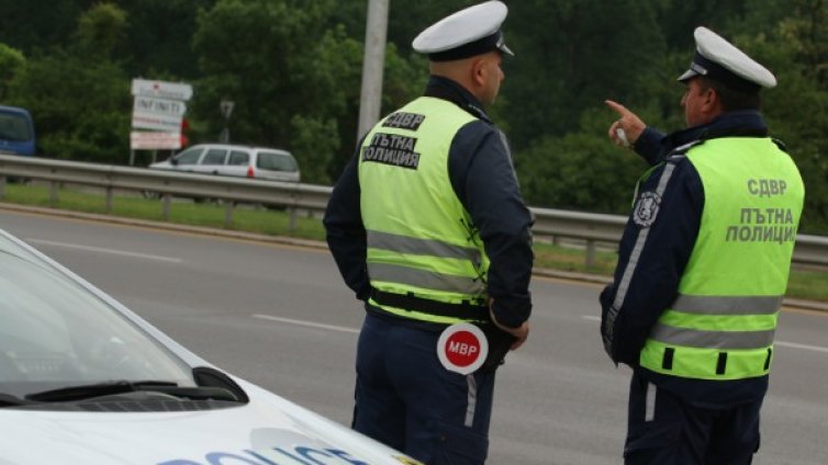 Полицията арестува пиян украински тираджия