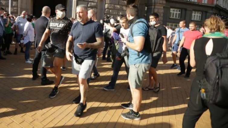 За шести ден: Антиправителствен протест в София