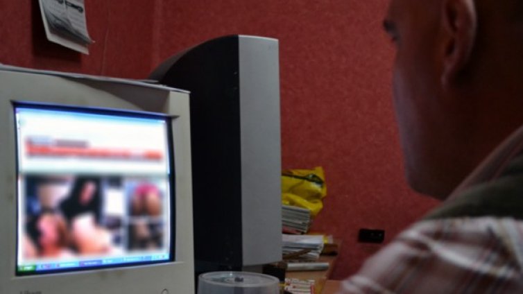 Регистър на педофилите няма да има, но се обменяла информация