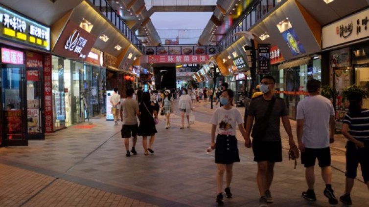 Как български студент от Китай успя да се прибере в родината? 