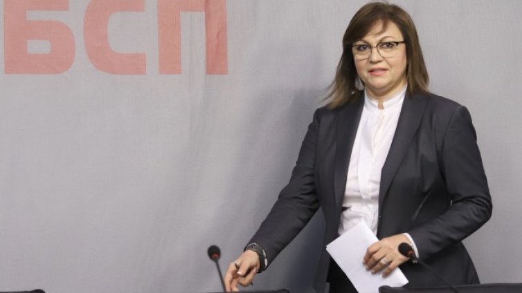 Нинова се извини на полицаите, че сама излязла от БНТ