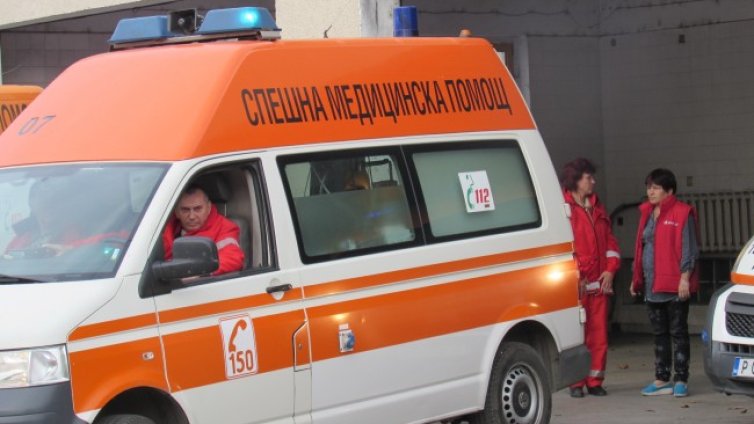 Пребиха кмета на с. Рогозен, в болница е