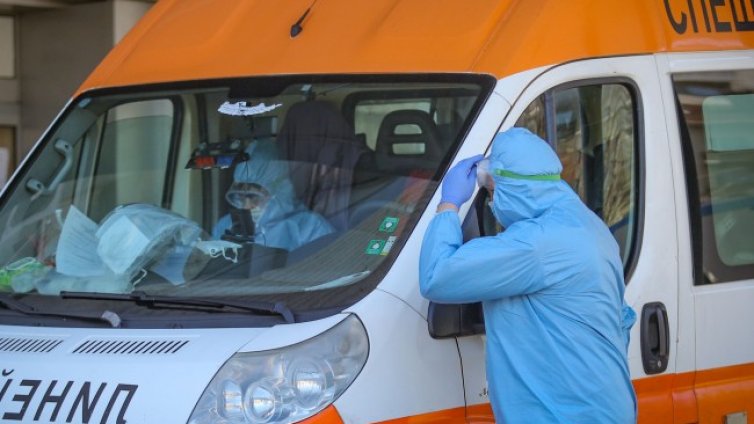 50-годишен почина от вируса в Русе