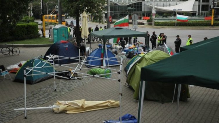 Конфедерацията на превозвачите: Блокадите пречат на бизнеса ни, в криза сме