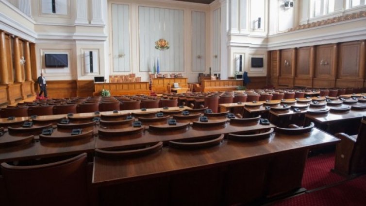 Ако изборите са сега - 7 партии влизат в парламента, ГЕРБ отново води 
