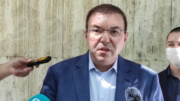 Проф. Ангелов: Системата е готова за епидемията през зимния сезон