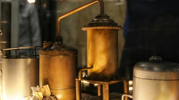 Хванаха 38-годишен от София, варил ракия в трафопост