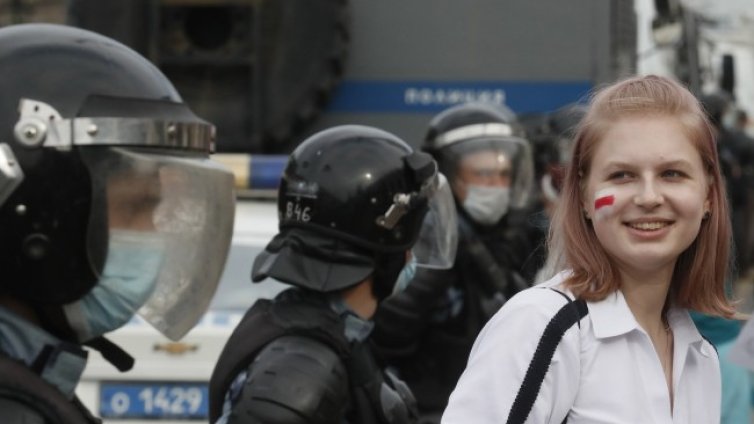 Полицаите, които не се подчиниха на Лукашенко: Не искахме да бием беззащитни 