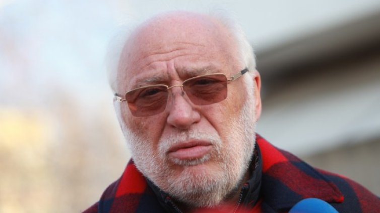 Гебрев не е сигурен дали случаят му има връзка с Навални