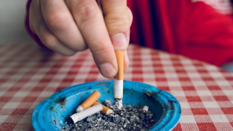 5 навика, които вредят не по-малко от цигарите