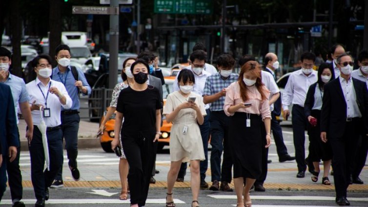 Спад на заразените с коронавирус в Южна Корея