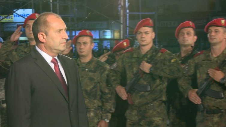 Радев: Поклон пред дръзките и храбрите!